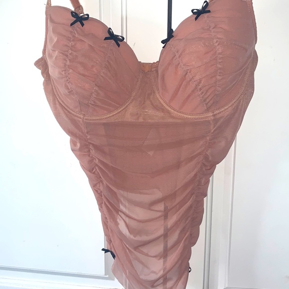 Donna L’oren Other - Donna L’oren Bustier Corset Top blush nude